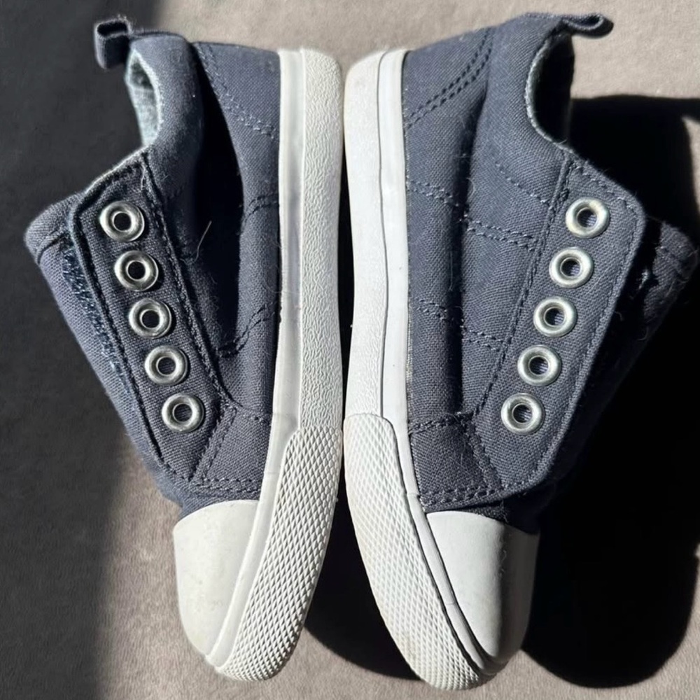 Cat & Jack Dark Blue Kids Sneakers